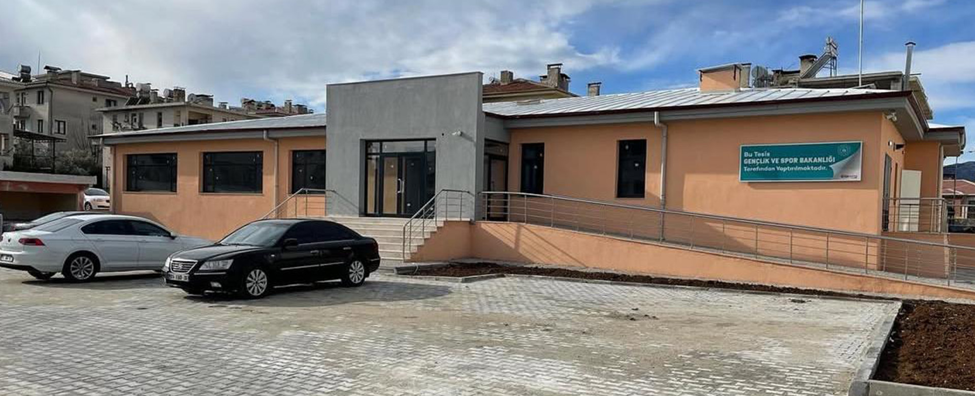 Karaisalı Belediyesi Gençlik Merkezi